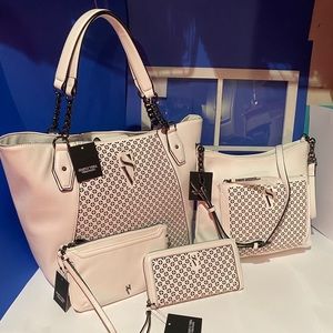 Simply Vera Vera Wang Travel Set